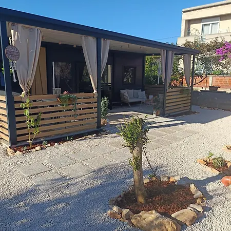 بيت للعطل Isabell - Camp Limoni 12