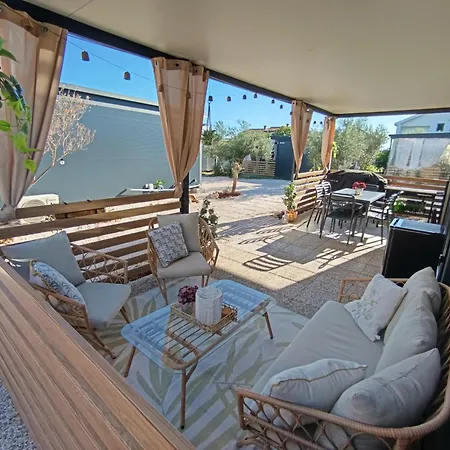 Isabell - Camp Limoni 12 * Sukošan