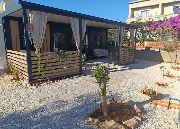 بيت للعطل Isabell - Camp Limoni 12