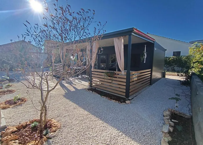 Isabell - Camp Limoni 12 بيت للعطل *