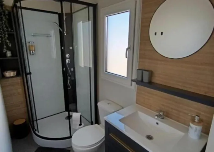 Isabell - Camp Limoni 12 بيت للعطل Sukošan