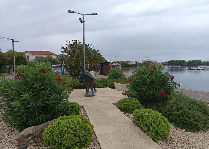 Isabell - Camp Limoni 12 * Sukošan